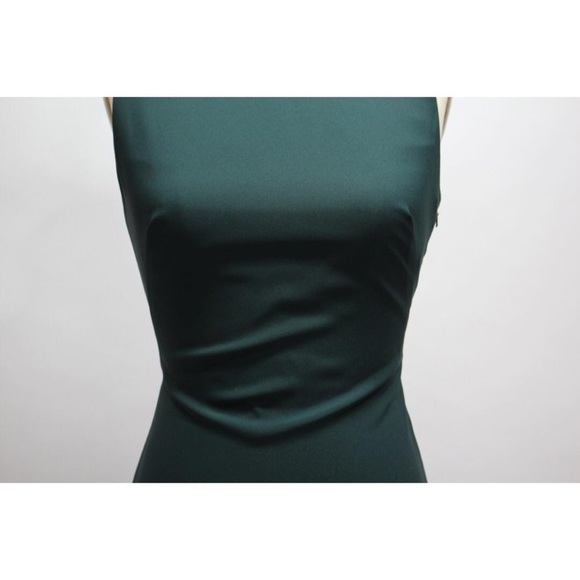 HUNTER GREEN FLOOR LENGTH DRESS - Picture 4 of 6